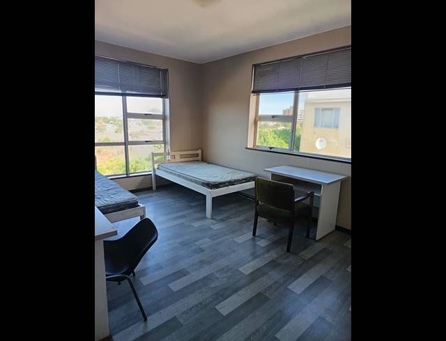 2 BEDROOM APARTMENT FOR SALE IN GQEBERHA CENTRAL